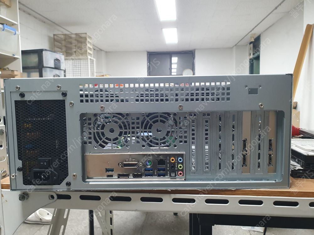 4U 12BAY NAS 스토리지케이스 및 완제품 팝니다.--3