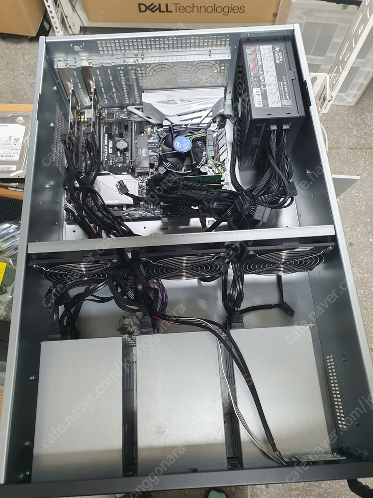 4U 12BAY NAS 스토리지케이스 및 완제품 팝니다.--4