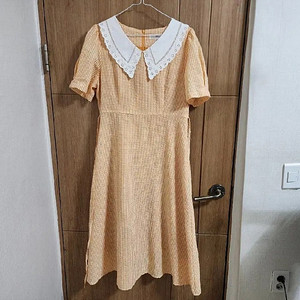 (77)여성 리리앤코 반팔 와이드카라 원피스 이미지