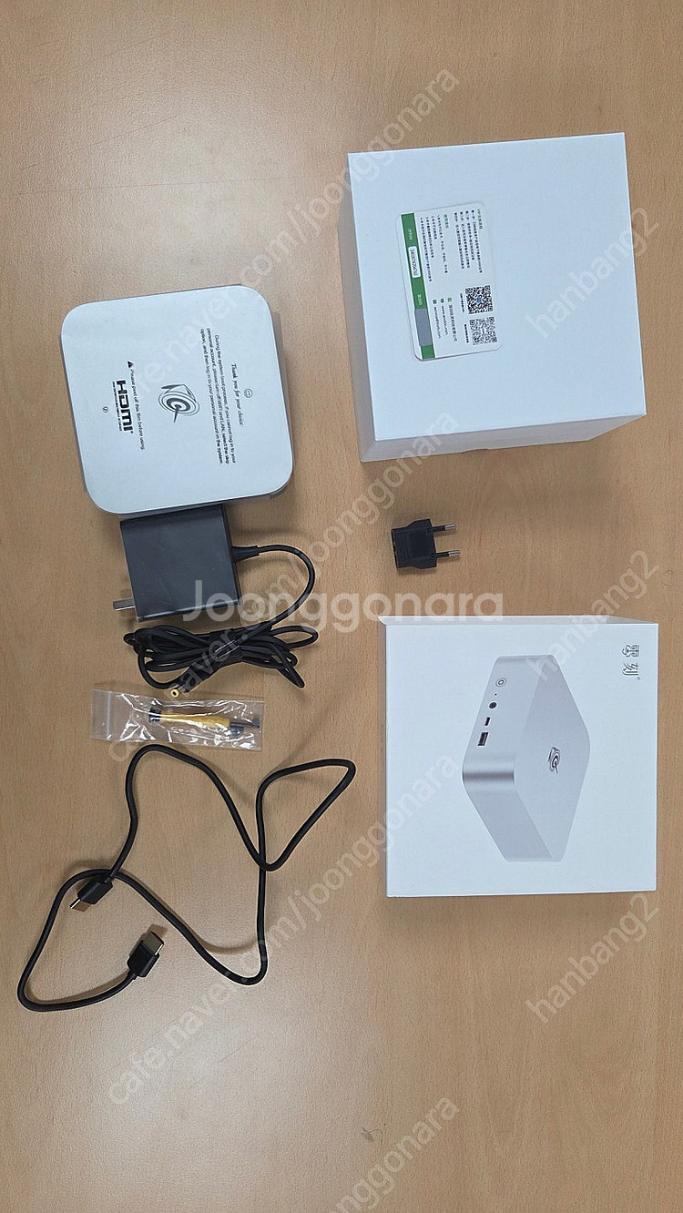 ser8 8845hs 1tb 32gb팝니다.--0
