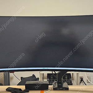 Dell AW3821DW+모니터암 팝니다