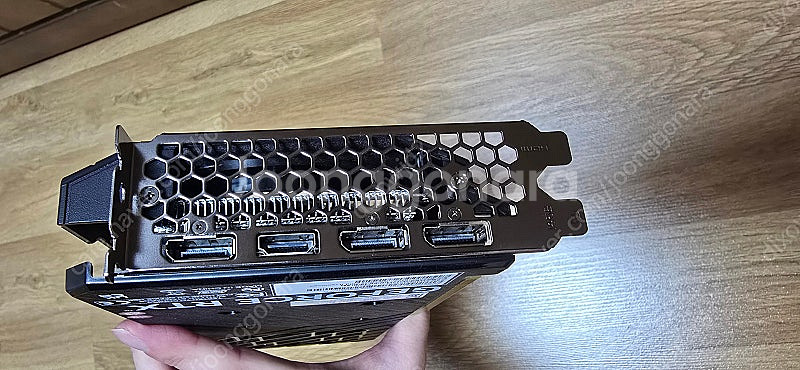 이엠텍 RTX 4060 스톰 듀얼 8gb 박스 풀 팝니...--3