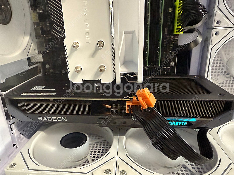 [GIGABYTE] 라데온 RX 9060 XT GAMI...--1