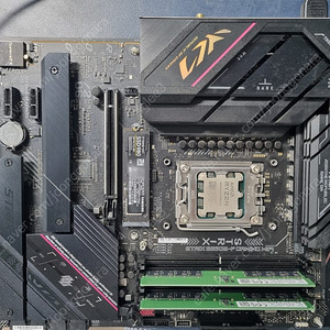 AMD 라이젠 7950x3D + Asus Rog Strix B650E-F Gaming WIFI + 삼성 ddr5 64gb + 삼성 SSD 980 1TB