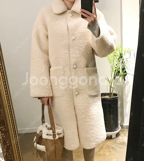 (새상품) 뽀글이 무스탕코트--1