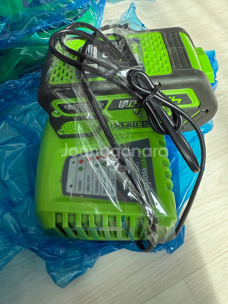 그린웍스 G-MAX40V 충전블로어 GW2400073--2