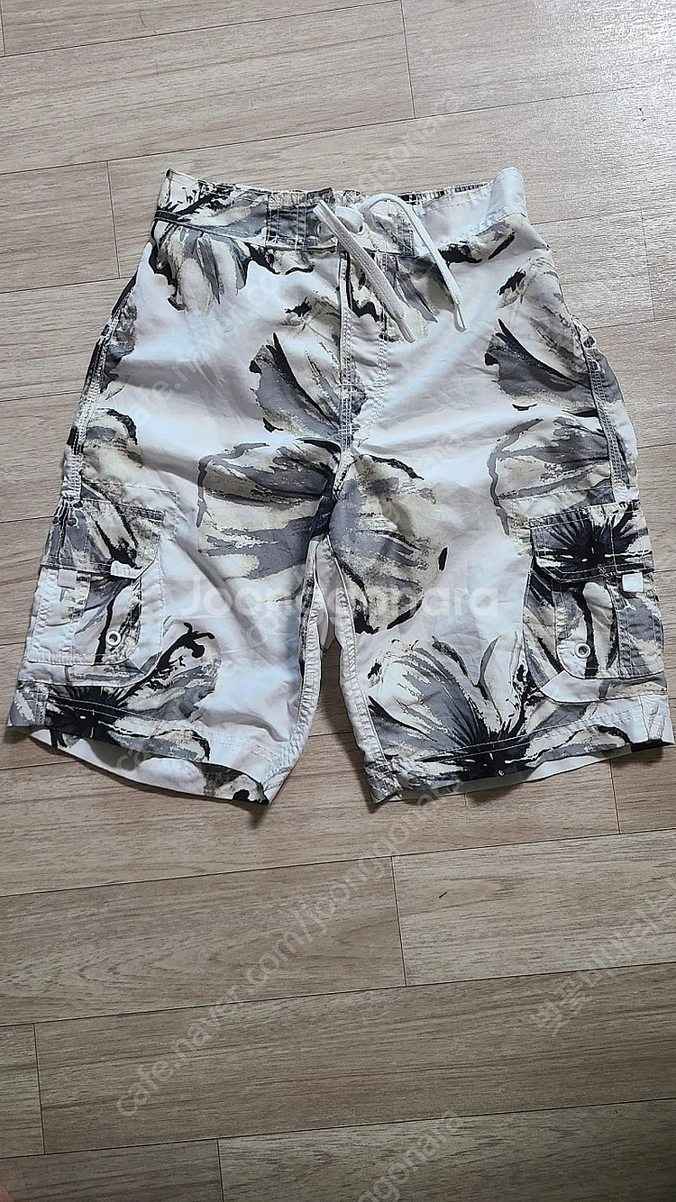 리바이스 티셔츠 반바지 보드숏 거의새제품 택포--5