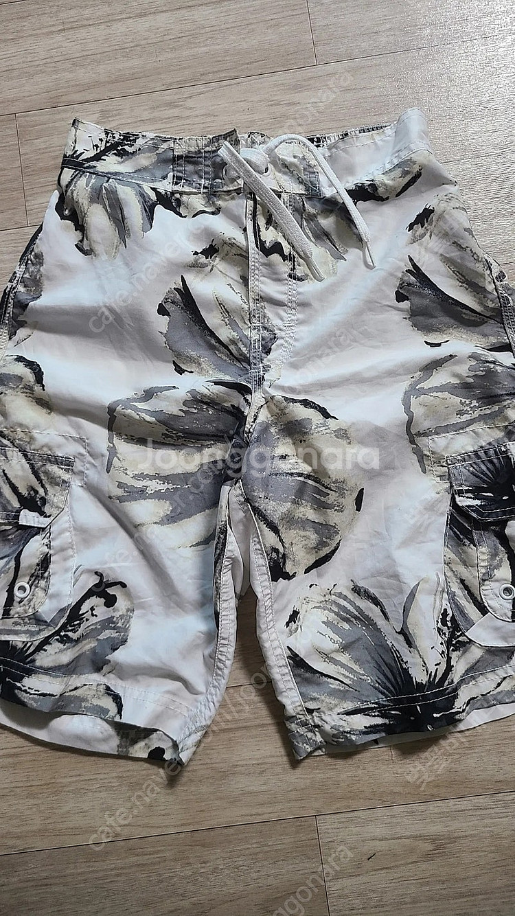 리바이스 티셔츠 반바지 보드숏 거의새제품 택포--6