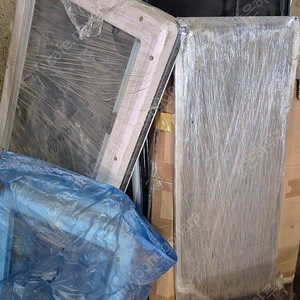 카라반 캠핑카 창문 1100x450 1200x500