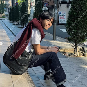 [새상품] 버버리 나이트 백 블랙 미디움 주우재 착용