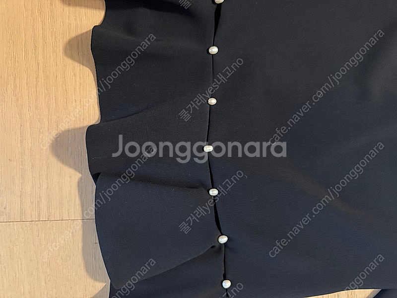 레니본 정품 55 검정 여성 블라우스 진주디테일--1
