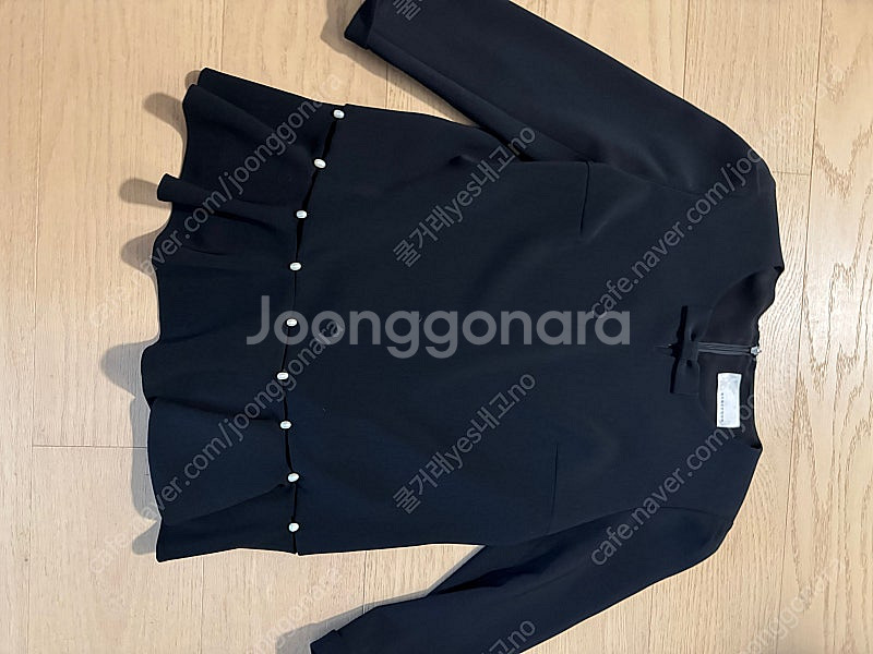 레니본 정품 55 검정 여성 블라우스 진주디테일--3