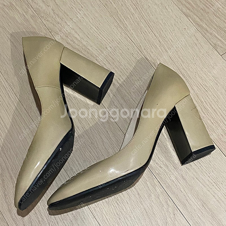 보테가베네타 정품 위빙 디테일 에나멜 힐 페이턴트 구두--3