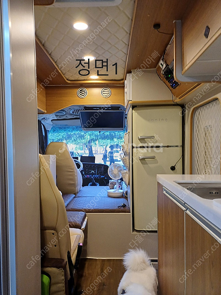 2012년식 카운티 캠핑카 숏바디 2900만원--3