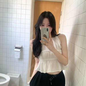 Shop Reyeh 레예마켓 Bibi holter Top white (리뉴얼 버전) | 비비 홀터 탑 화이트 | 옷장 정리중