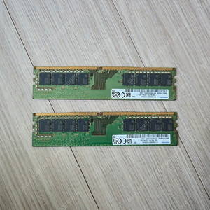 삼성 ddr4 3200 16g 램 2개팝니다.