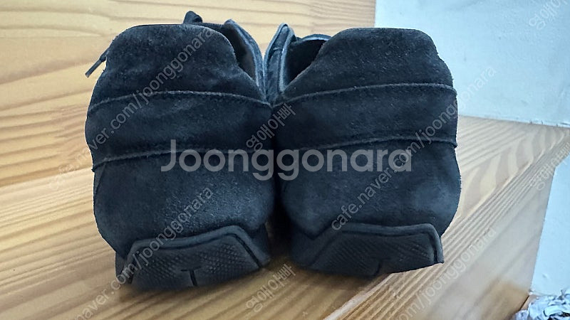 정품 루이비통 스니커즈 상태 좋은 2켤레 팝니다.--7