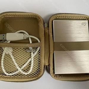 씨게이트 외장하드 1TB