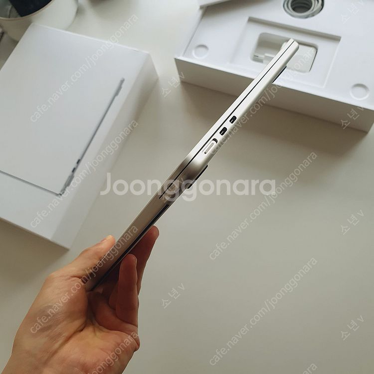 맥북에어 M2 13인치 실버 (RAM 8GB , SSD...--3