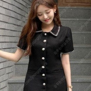 프롬비기닝 진주버튼 배색 트위드 원피스