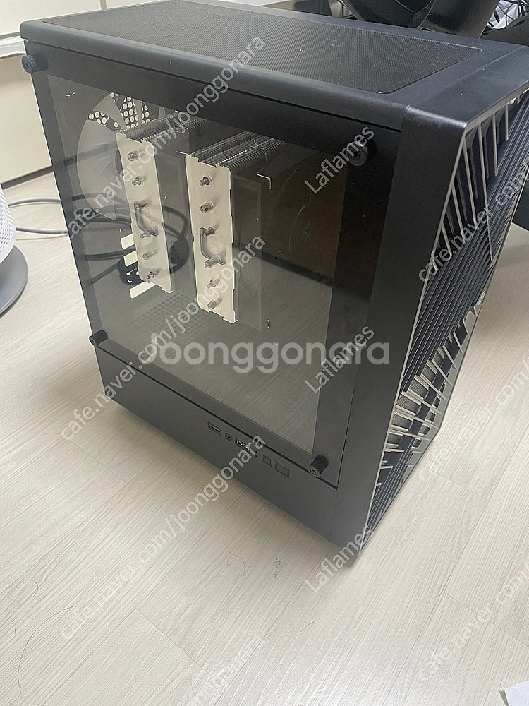 라이젠 8600g 컴퓨터 본체--0