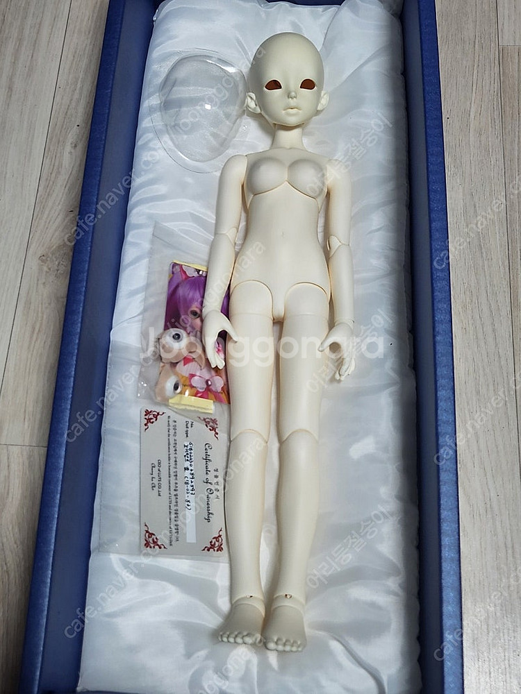 구체관절인형으로 휴대폰, 닌텐도 스위치, 태블릿 교환원...--0