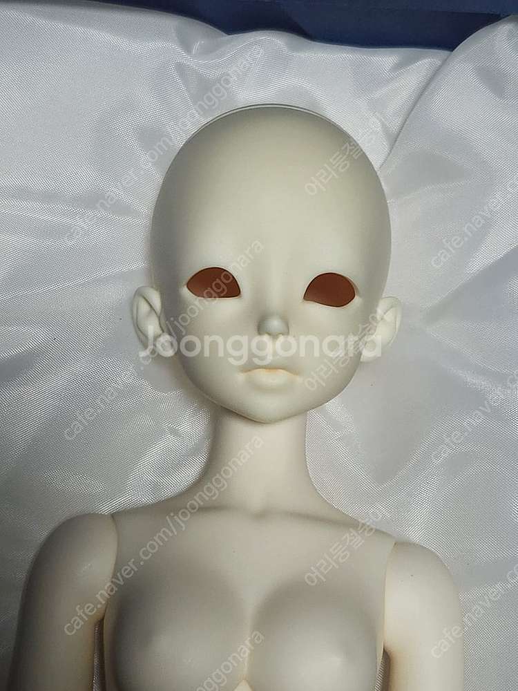 구체관절인형으로 휴대폰, 닌텐도 스위치, 태블릿 교환원...--2
