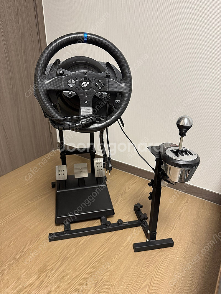 T300RS GT + TH8A 쉬프터 + 거치대 팝니다--0