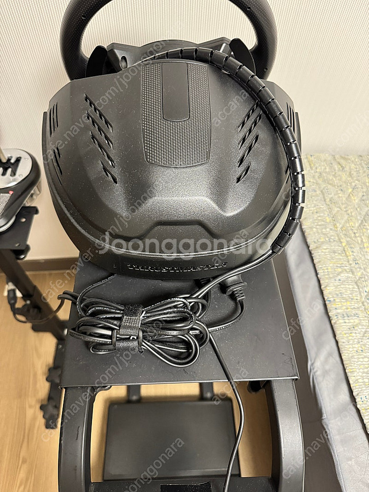 T300RS GT + TH8A 쉬프터 + 거치대 팝니다--3