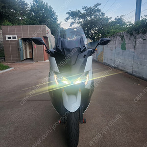 tmax560 튜닝 21년 팝니다