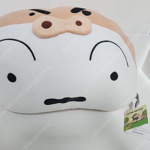 짱구시리즈 부리부리대마왕 흰둥이 짱아 짱구 얼굴쿠션