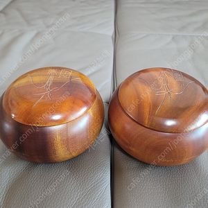 대합기석(조개바둑알)33호+난16호 바둑통/조개바둑알 백190개+오석 흑184개+난16호 바둑통/분당선구성역근처/택배가능/문자주세요