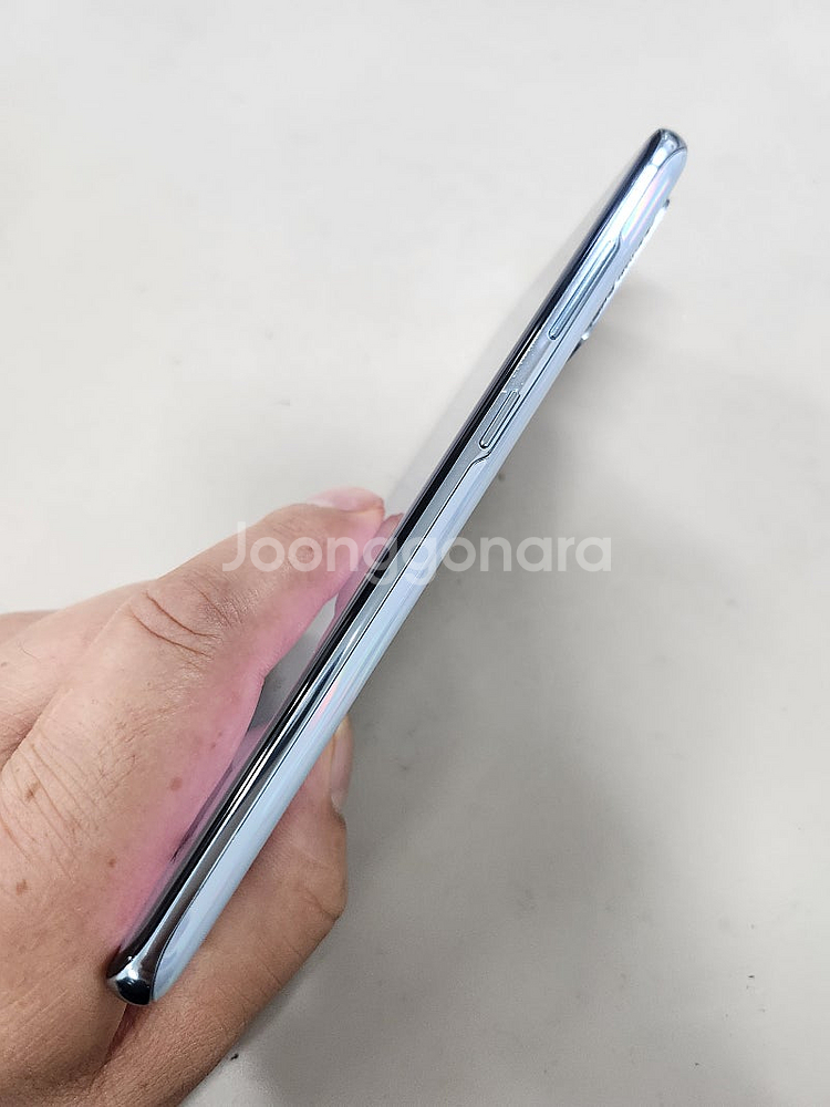 갤럭시S20 5G 128GB 블루 깨끗 하구요.수원 인...--3