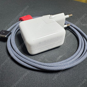 [경남, 창원] 애플 30W 어댑터 + MagSafe3 케이블 미드나이트