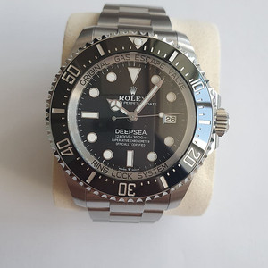 롤렉스 Deepsea 오이스터 44mm 13660- 백화점 새상품