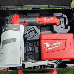 밀워키 12V 충전멀티컷터 M12 FMT-OX 새상품 정품