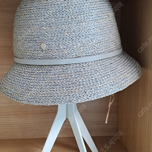 헬렌카민스키모자 정품