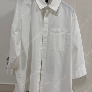 금단추 포레스트 트임 셔츠