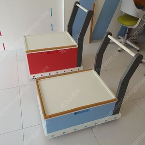 상상공장 레고 테이블 수납 책상 인테리어 소품 (하늘/빨강) 4만원