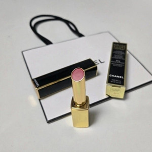 샤넬 알뤼르 렉스트레 립스틱 854 세련된 정석레드