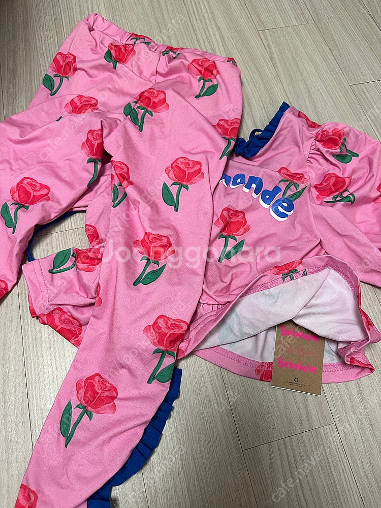 베베베베 로즈 래쉬가드 라지 45000원(새상품)--1