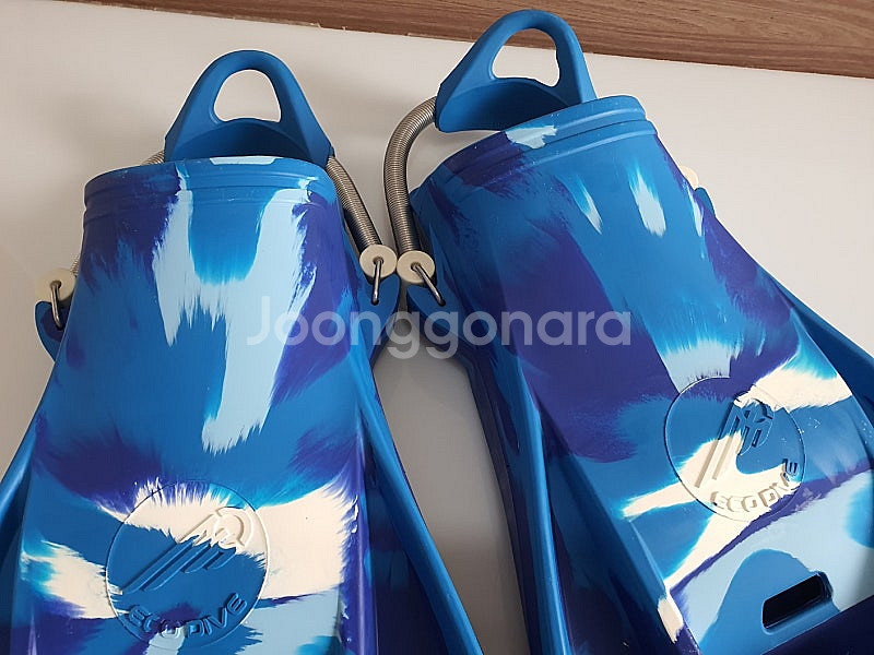 스쿠버 대만산 제트핀 판매합니다(XL)--1