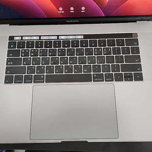 맥북프로 2017 15인치 i7 16GB 256GB 스페이스그레이 프로그램포함