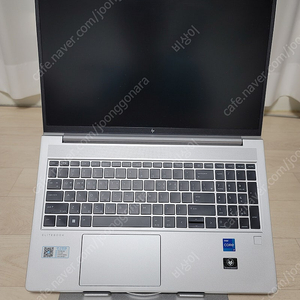 HP Elitebook 650 G9 (i7-1255U, 16GB, 512GB) 15.6인치 노트북 팝니다.