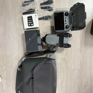 DJI 매빅 에어3 플라이모어 콤보 팝니다