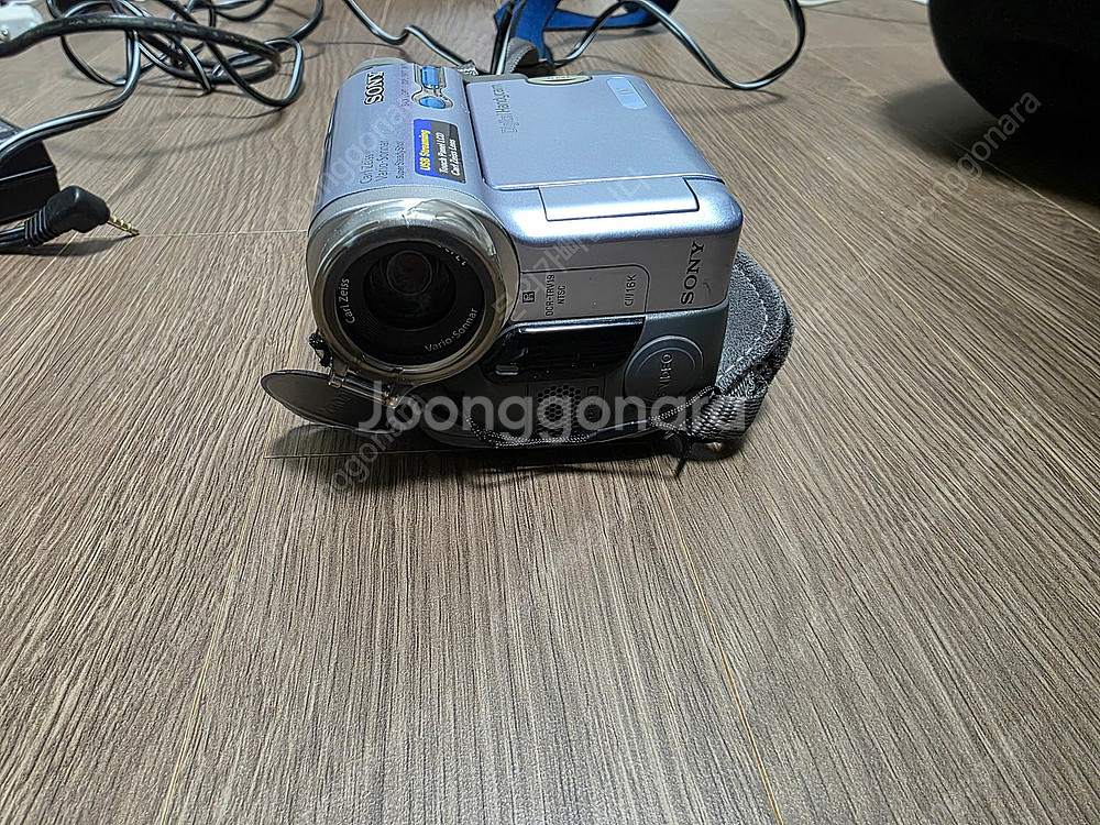 소니 캠코더 DCR TRV-19 판매 합니다--3