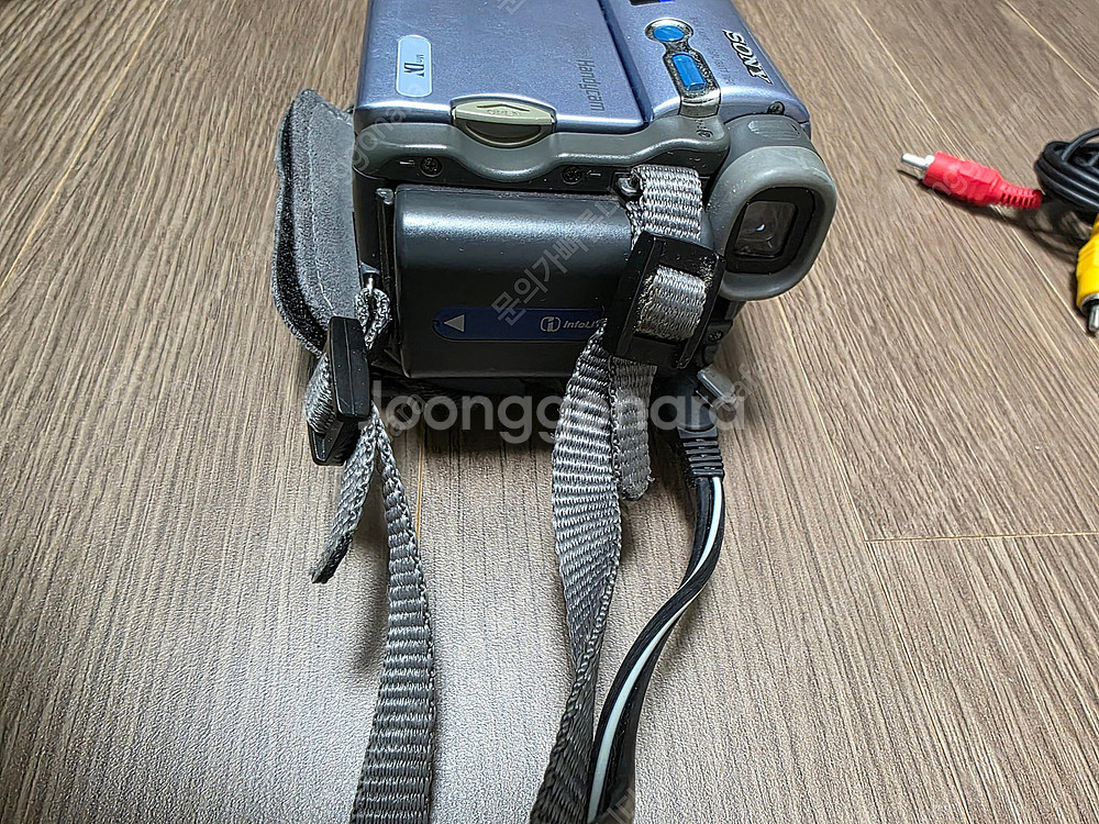 소니 캠코더 DCR TRV-19 판매 합니다--4