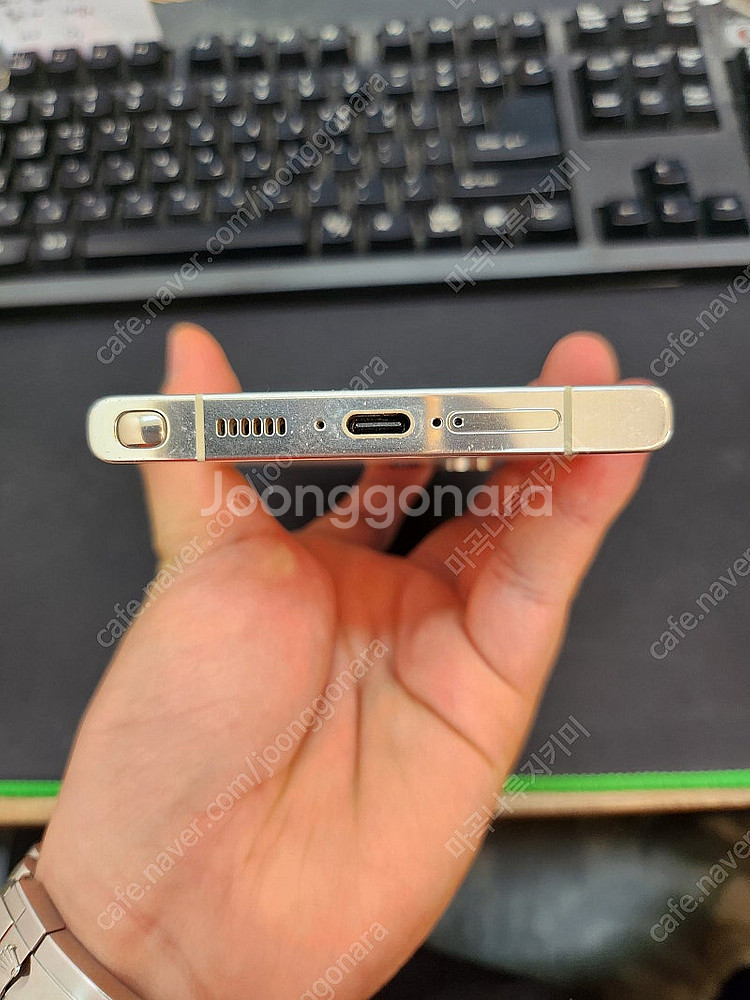 갤럭시S23울트라 크림 256GB 무잔상 상태좋은 중고...--3
