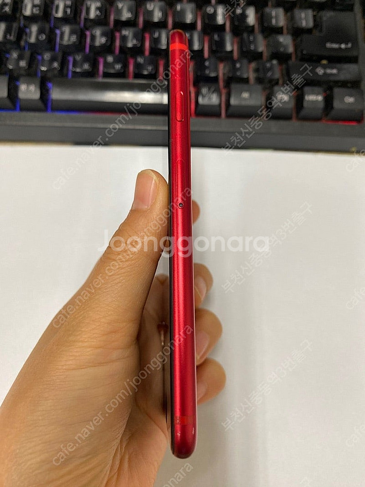031415 아이폰SE2 레드 A급 64GB 무잔상 자...--5