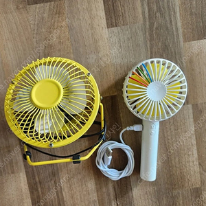 탁상선풍기팝니다 반값택배비포함 9000원